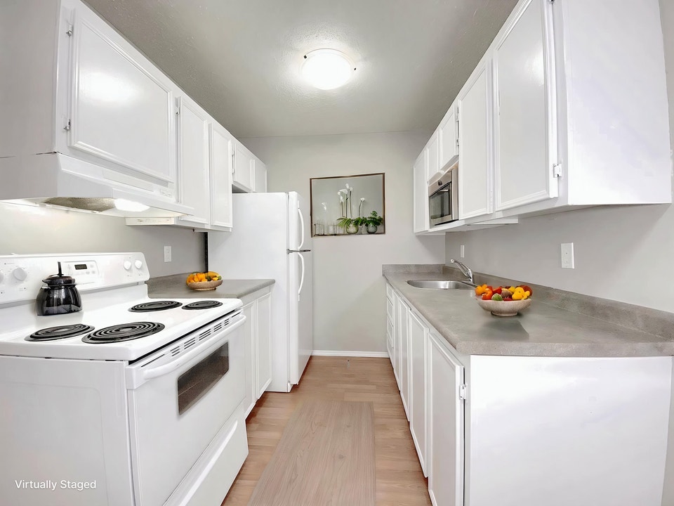Meadow Green Apartment For Rent 4