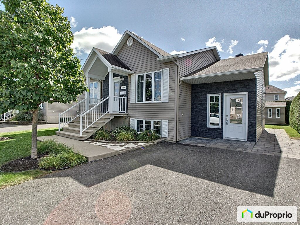 $474,900 - Bungalow for sale in Drummondville (Drummondville) — photo 1