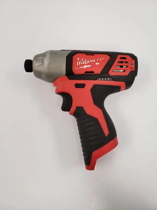 (72496-1) Milwaukee 2462-20 Impact Driver in Power Tools in Calgary - Image 3