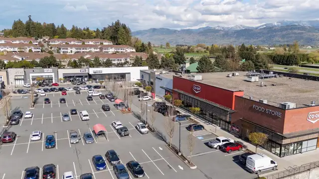 6 1968 NORTH PARALLEL ROAD Abbotsford, British Columbia in Condos for Sale in Abbotsford - Image 37
