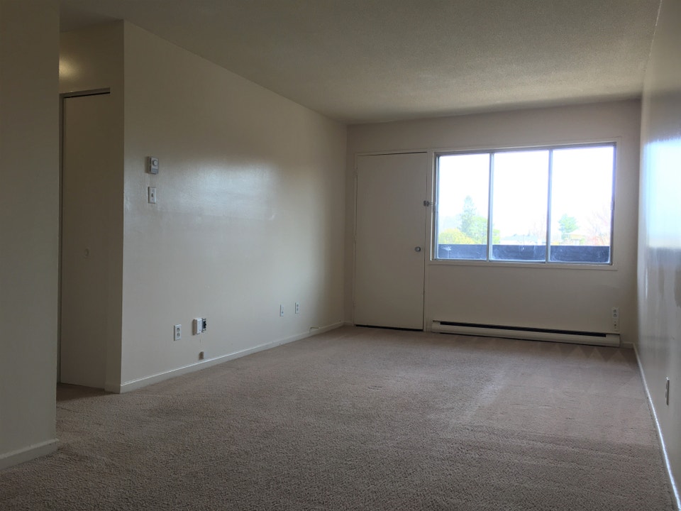 December 1st 2 BEDROOM - $1799 3