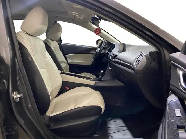 2018 Mazda Mazda3 Sport GT in Cars & Trucks in Calgary - Image 18