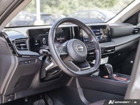 Recent Arrival! 2025 Nissan Kicks SR 4D Sport Utility Gray CVT with Xtronic AWD 2.0L DOHC Finance di... (image 8)