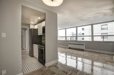 60 Tyndall Ave - 1 Bedroom Apartment for Rent