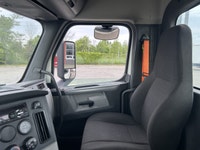 2020 FREIGHTLINER NEW CASCADIA PX12664 Tandem Axle Tractor - Automatic transmission-52000 GVW. 2020... (image 8)
