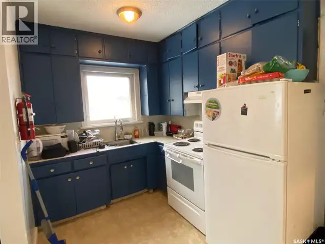 31 Irwin AVENUE Yorkton, Saskatchewan in Houses for Sale in Regina - Image 4