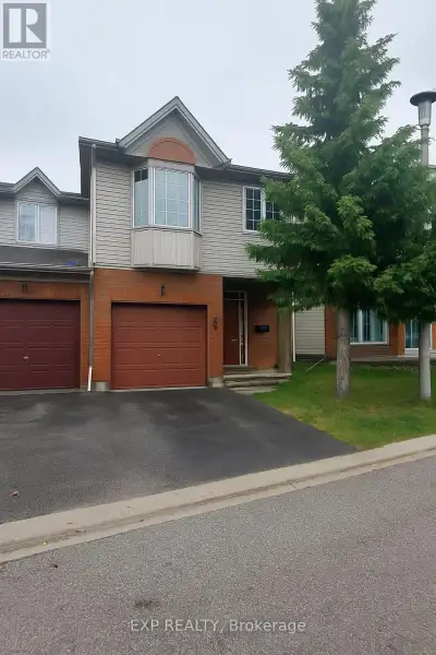 13 SANTA CRUZ PRIVATE Ottawa, Ontario