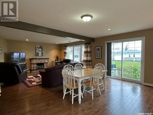 432 2nd AVENUE W Melville, Saskatchewan in Houses for Sale in Regina - Image 2