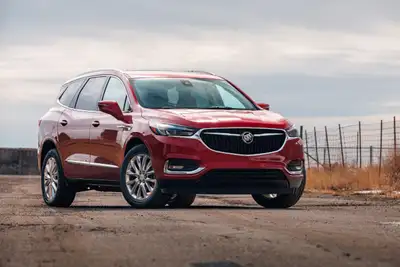 2018 Buick Enclave Premium AWD 7 Passenger / Leather / Certified Pre-Owned / Financing Available If...