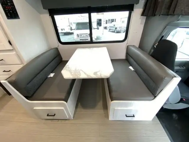 2023 EAST TO WEST Entrada 2200S in RVs & Motorhomes in Bedford - Image 36