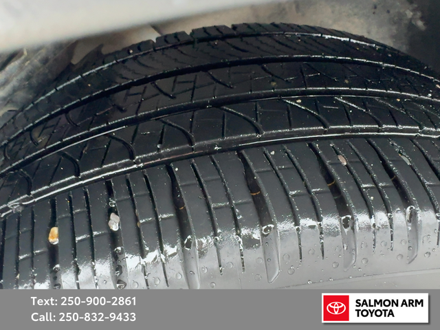 2022 Volkswagen Tiguan Highline R-Line Highline R-Line 4dr AW... in Cars & Trucks in Kamloops - Image 8