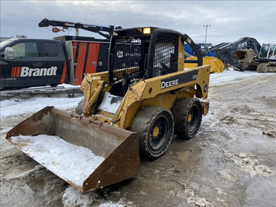 Hours: 4392 | Location: Mississauga, ON, CA | Attachments: Aux Hydraulics; Buckets: General Purpose...