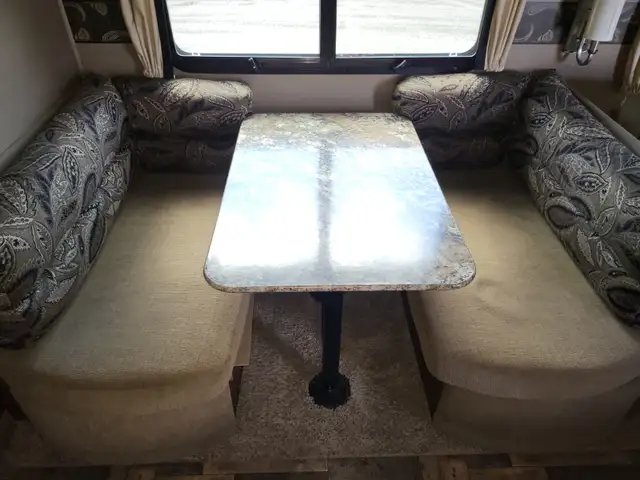 2014 Keystone OUTBACK 312 BH in Travel Trailers & Campers in St. Albert - Image 21