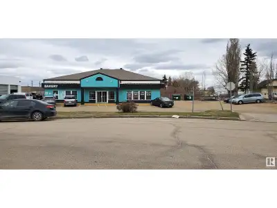 Excellent exposure on prime location of high traffic on busy Gateway Blvd (103st) surrounded by hote...