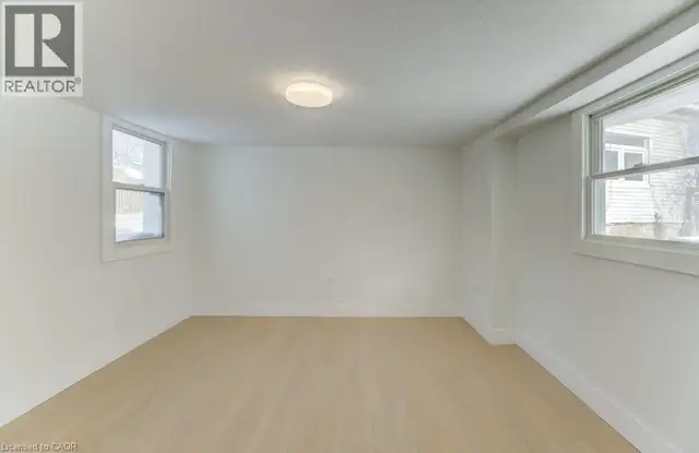 190 LANCASTER Street E Kitchener, Ontario in Houses for Sale in Kitchener / Waterloo - Image 15