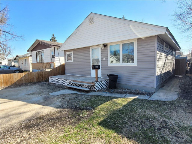 128 7th Street NE Portage La Prairie, Manitoba in Houses for Sale in Portage la Prairie - Image 3