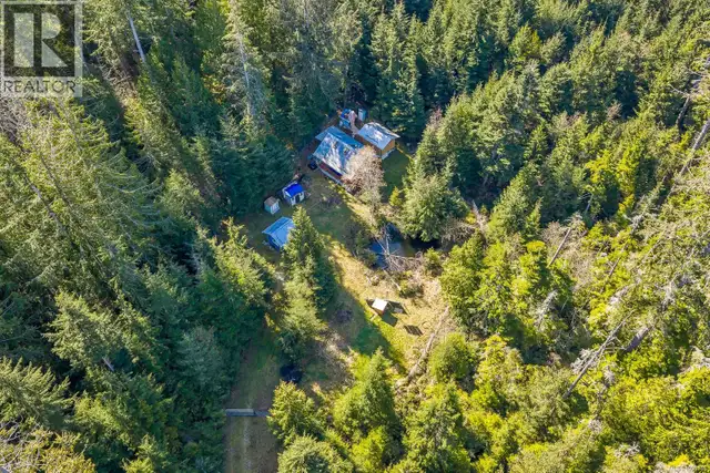 1632 Carrington Bay Rd Cortes Island, British Columbia in Houses for Sale in Campbell River - Image 5