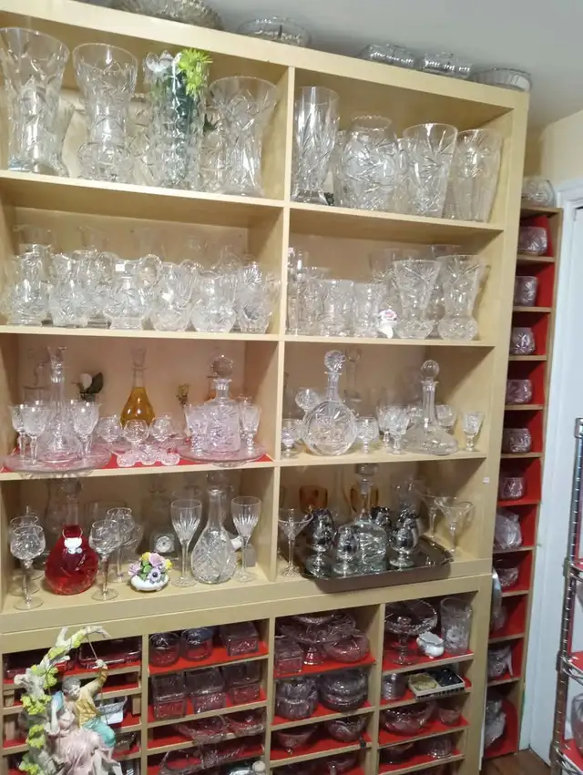 Bohemia Crystal Pinwheel Private collection in Arts & Collectibles in Longueuil / South Shore - Image 10