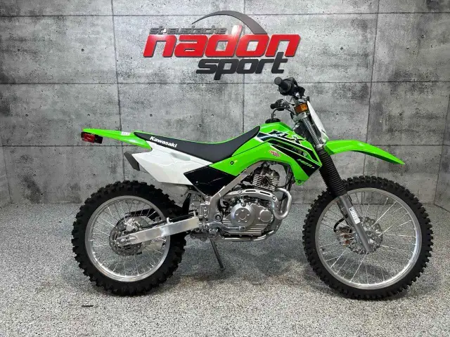 2023 KAWASAKI KLX140R F in Dirt Bikes & Motocross in Laval / North Shore - Image 2