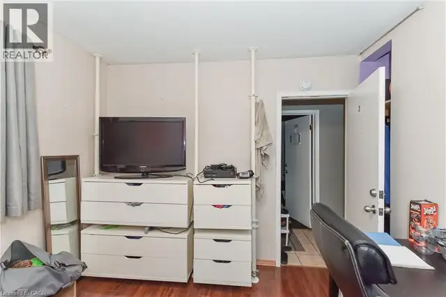 166 ELGIN Crescent Waterloo, Ontario in Long Term Rentals in Kitchener / Waterloo - Image 12