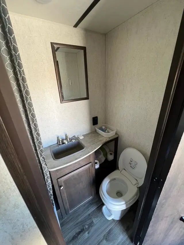 2018 STARCRAFT AUTUMN RIDGE CAMPING TRAILER 21FT 21FB (FINANCING in Travel Trailers & Campers in Cambridge - Image 15