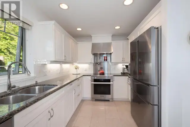 15 BEACH DRIVE Furry Creek, British Columbia in Condos for Sale in Sunshine Coast - Image 15