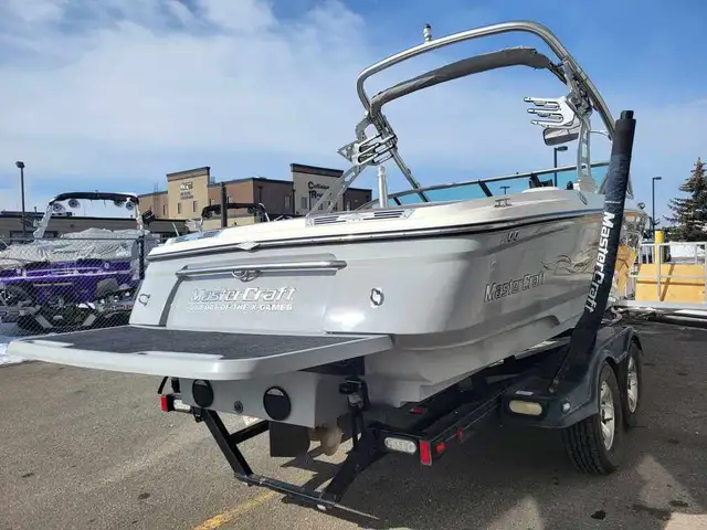2006 Mastercraft XSTAR FINANCING AVAILABLE in Powerboats & Motorboats in Kelowna - Image 25