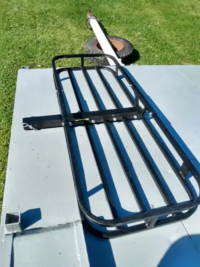 Its in good condition, Perfect to save space and the interior from wear and tear, and for the coming...