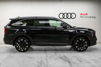 Looking for a spacious, very well equipped 6 passenger SUV with lots of features, full factory warra... (image 3)