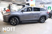 Highlights: 3.5L V6 with strong, proven reliability paired with AWD, 8-passenger seating, backup cam... (image 1)