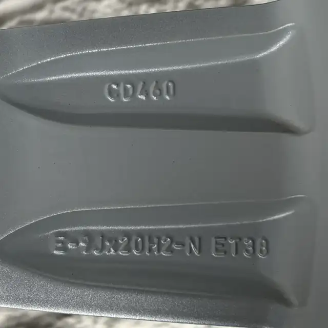 (99%) 4x Audi Q8 E-Tron 20" OEM Winter Wheels Package in Tires & Rims in City of Toronto - Image 8