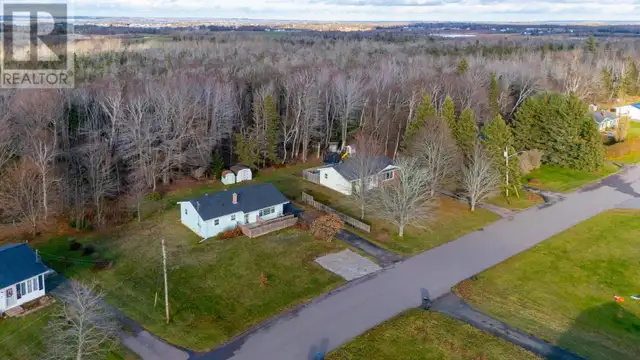 45 Dewar Drive Stratford, Prince Edward Island in Houses for Sale in Charlottetown - Image 3