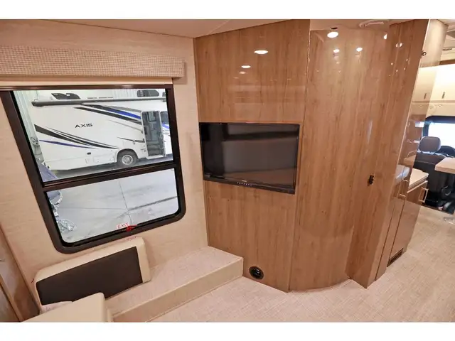 2023 Entegra Coach Qwest 24N B+ Mercedes turbo diesel 2023 NEUF in RVs & Motorhomes in Laval / North Shore - Image 20