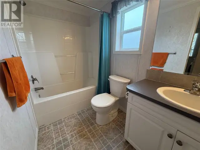 7225 Boundary Drive Unit# 24 Grand Forks, British Columbia in Houses for Sale in Penticton - Image 8