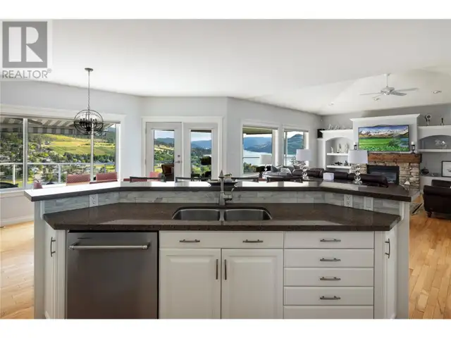 8875 Braeburn Drive Coldstream, British Columbia in Houses for Sale in Vernon - Image 18