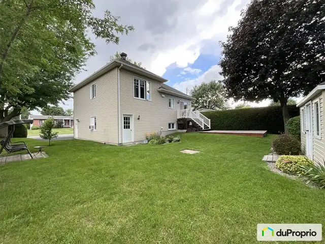 $629,000 - 1 1/2 Storey in St-Hyacinthe (St-Thomas-D'Aquin) in Houses for Sale in Saint-Hyacinthe - Image 6