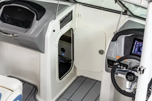 2026 Chaparral GTS 3 SURF in Powerboats & Motorboats in Kingston - Image 23