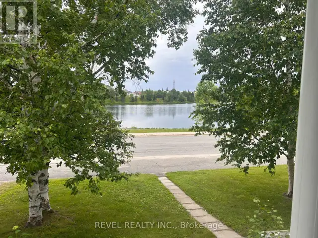 102 TWELFTH AVENUE Cochrane, Ontario63005669365121123