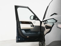This 2021 Land Rover Range Rover Westminster P525 is a Canadian vehicle presented in excellent condi... (image 7)