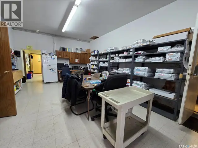 416 7TH AVENUE NW Weyburn, Saskatchewan in Commercial & Office Space for Sale in Regina - Image 16