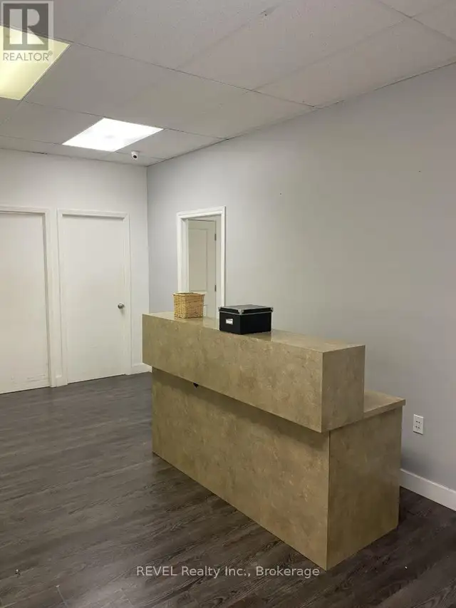 M2 - 112 QUEENSTON STREET St. Catharines (E. Chester), Ontario in Commercial & Office Space for Rent in St. Catharines - Image 3