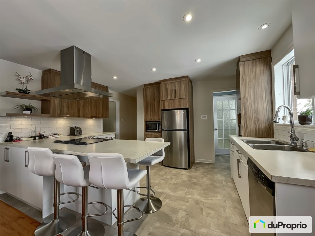 $595,000 - Bungalow for sale — photo 2