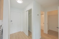 Amenities: Heated Parking • Quiet Building • City Views • Great Location Suite & Building: One-bedro... (image 4)