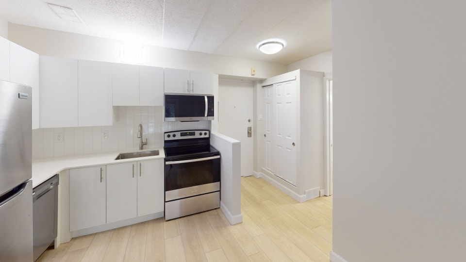 Apartment for Rent at Britannia Park, Ottawa West 2