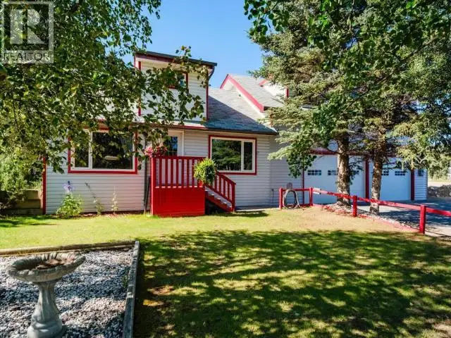 2001 CENTENNIAL STREET Whitehorse, Yukon in Houses for Sale in Whitehorse - Image 5