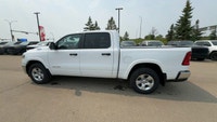This 2025 RAM 1500 BIGHORN/LONESTAR CREW 4X4 has the following options Cloth Bench Seat, Remote Star... (image 5)