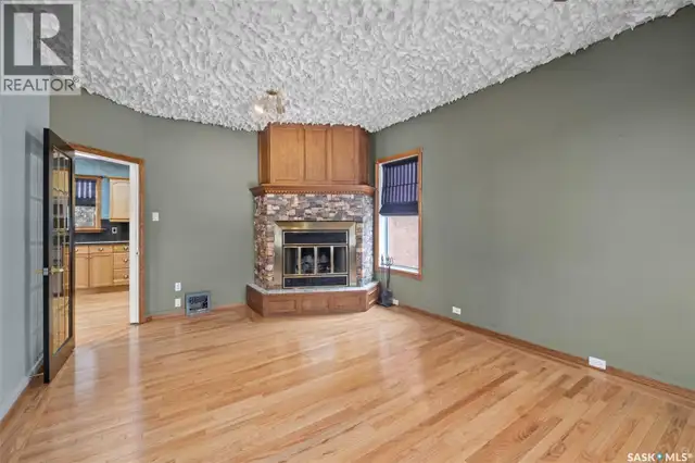 1027 4th STREET E Prince Albert, Saskatchewan in Houses for Sale in Prince Albert - Image 4