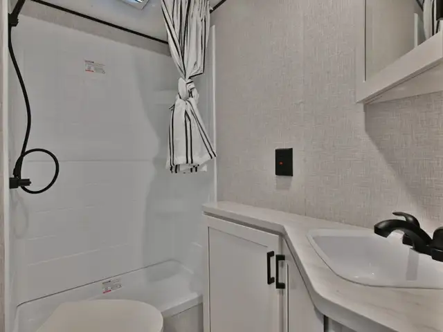 2025 Open Range Conventional 26BHSW in Travel Trailers & Campers in St. Albert - Image 18