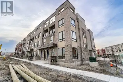 4 - 620 REXDALE BOULEVARD Toronto (West Humber-Clairville), Onta