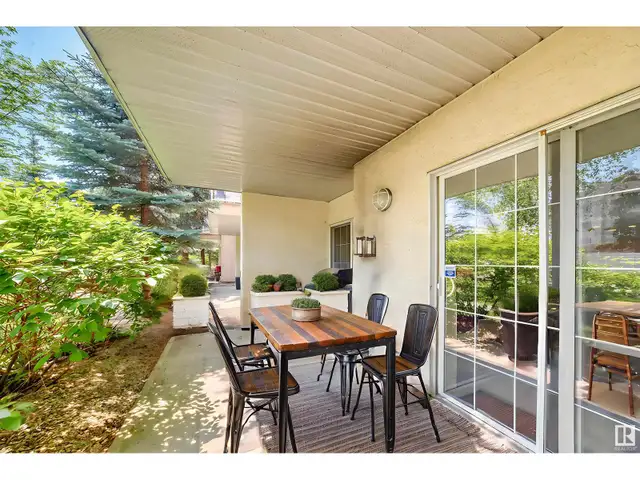 #107 12110 106 AV NW Edmonton, Alberta62864392497409122